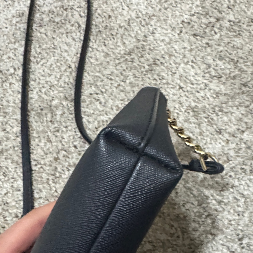 Calvin Klein Black Crossbody Bag Wristlet Gold Chain Strap Small Minimalist - Picture 5 of 13